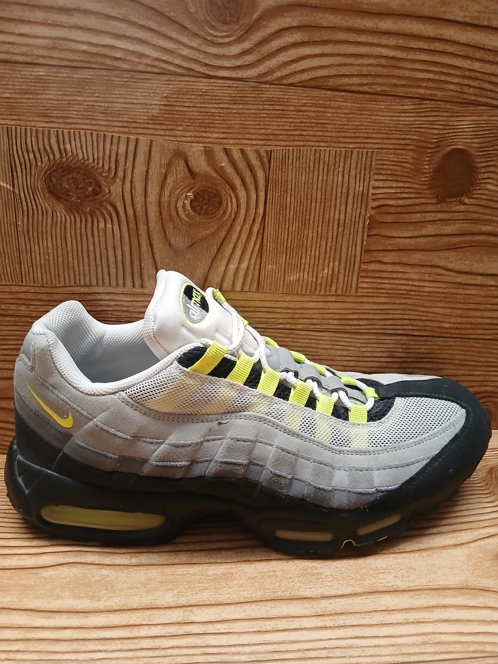 Nike Air Max 95 Men’s Sneakers - Grey with Yellow Accents